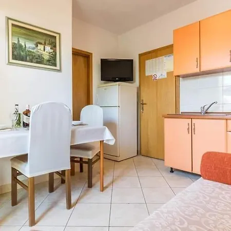 Appartement Tina *