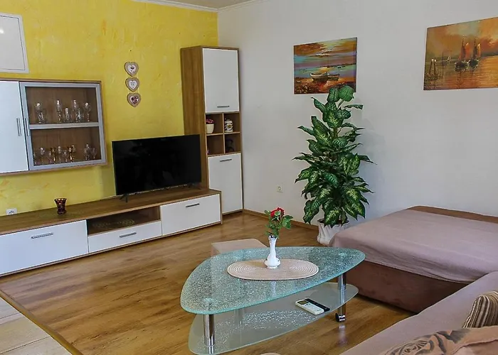 Tina Apartamento Makarska